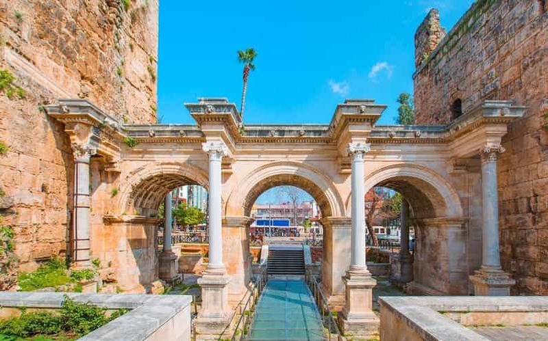Billet Côté : Antalya City Tour avec excursion en bateau et chute d'eau