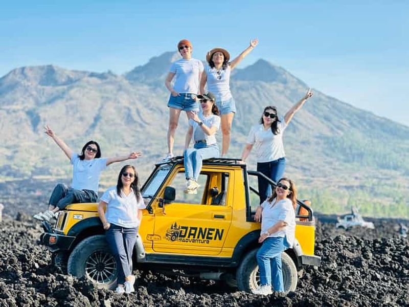 Billet Bali : Visite privée en jeep au lever du soleil et lave noire Tout compris