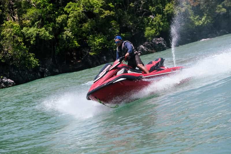 Billet Langkawi : aventure en jet-ski à Cenang Beach (30/45/60 min)