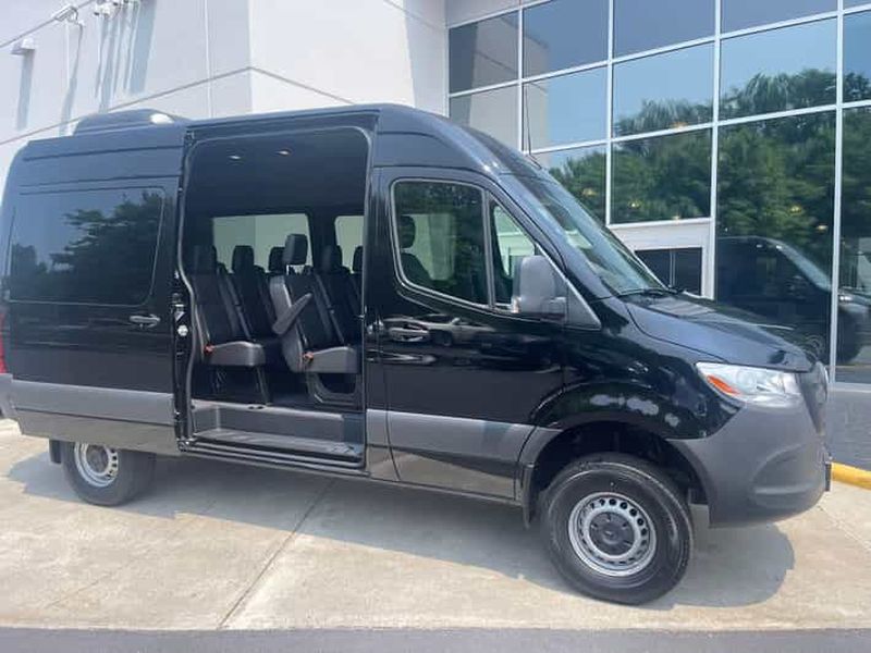 Billet Transfert privé depuis l'aéroport de New York vers Manhattan - Jusqu'à 11 personnes