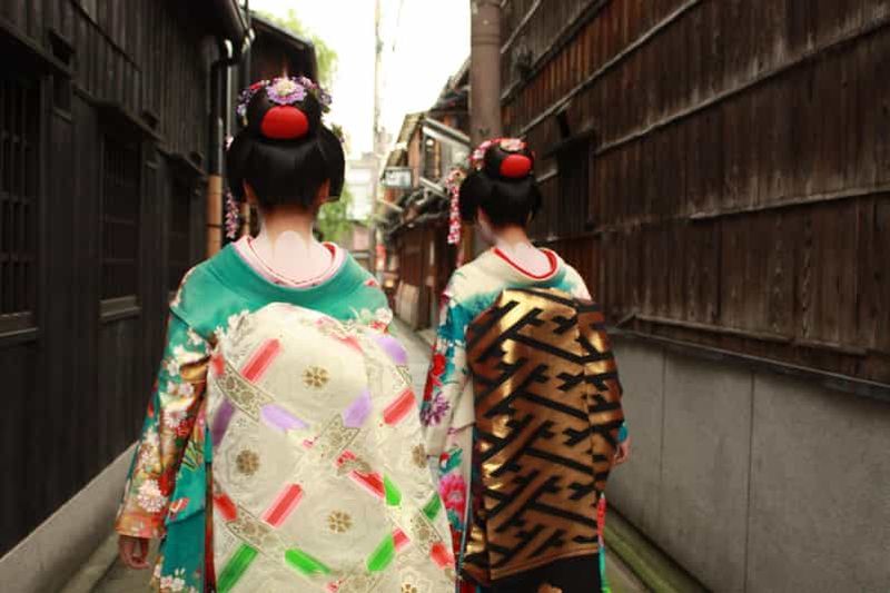 Billet Kyoto : visite à pied du quartier des geishas de Gion - Histoires de geishas