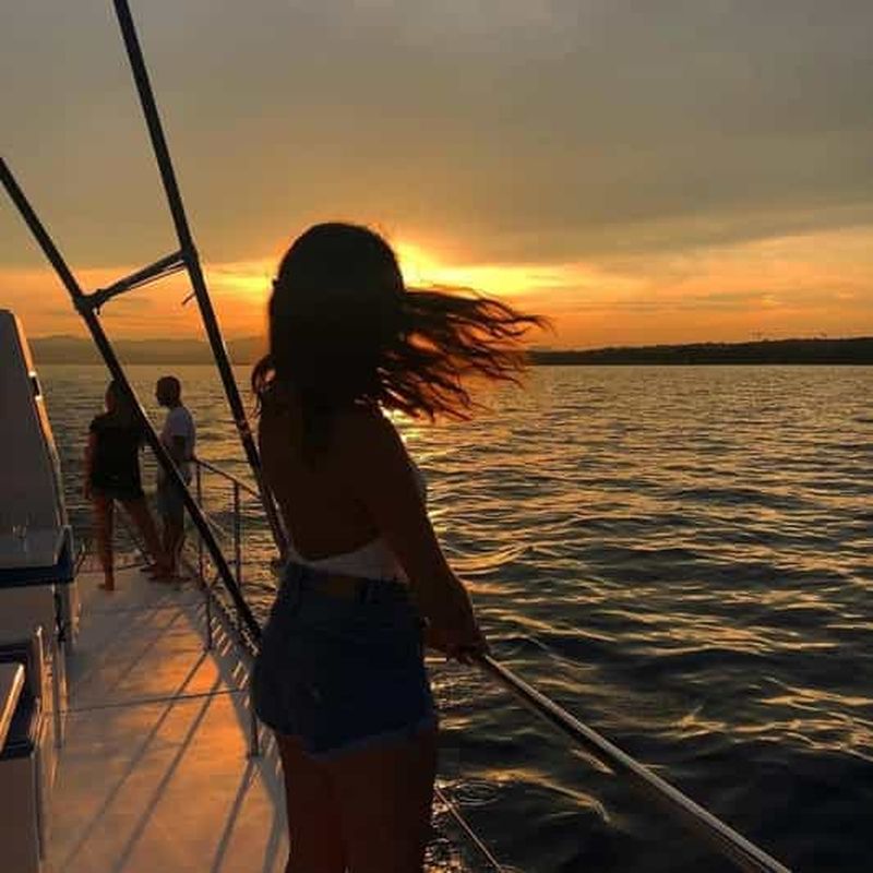 Billet Valence : Croisière en catamaran au coucher du soleil ou en journée avec boisson