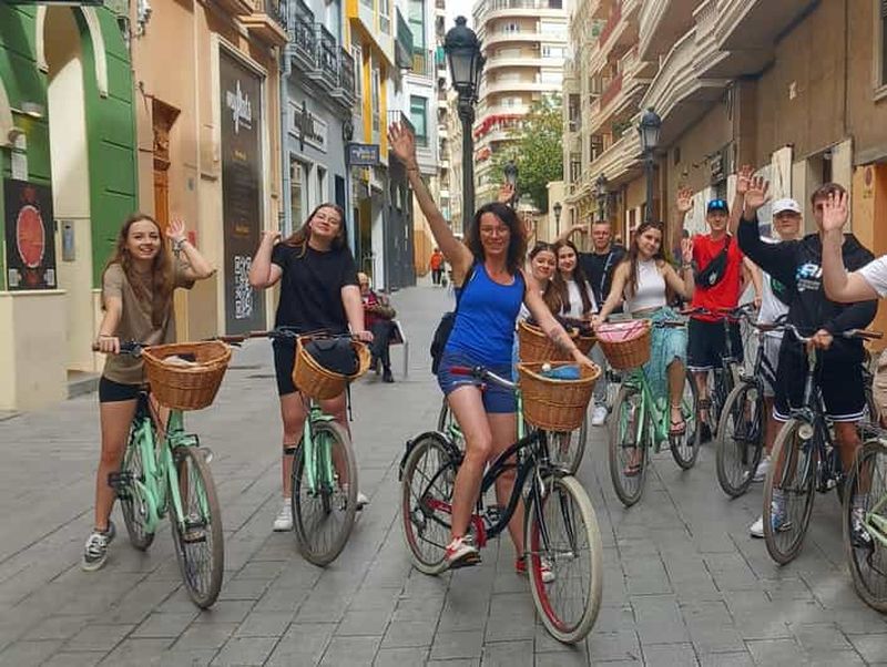 Billet Visite d'Alicante à vélo. Uniquement en petits groupes.