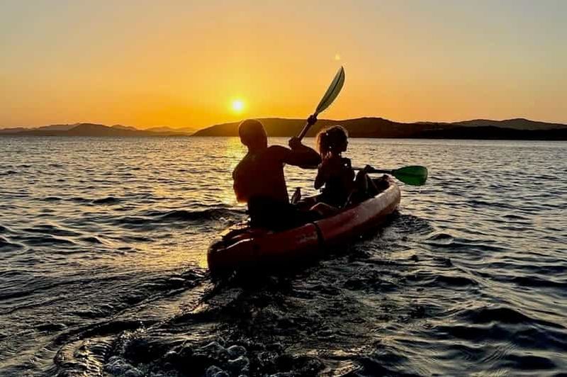 Billet Sardaigne : excursion en kayak au coucher du soleil, snorkeling et apéritif local