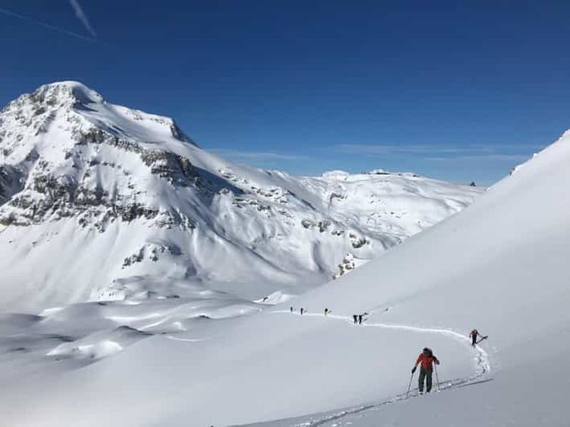 Billet Vialattea : Journée de ski de randonnée dans des montagnes extraordinaires