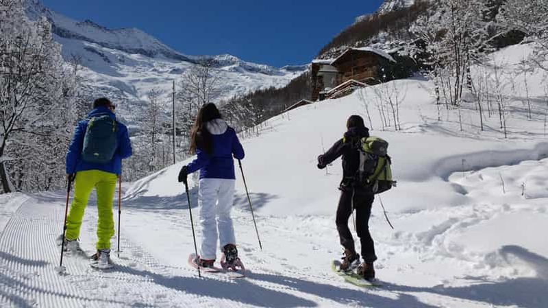 Billet Balme : Randonnée en raquettes à neige à travers les anciens hameaux alpins