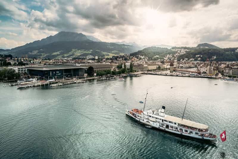 Billet Depuis Zurich : Excursion d'une journée à Lucerne avec croisière facultative sur un yacht