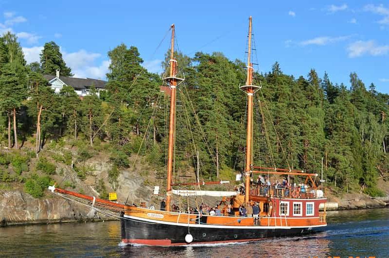 Billet Oslo : Mini-croisière dans les fjords à bord d'un voilier en bois