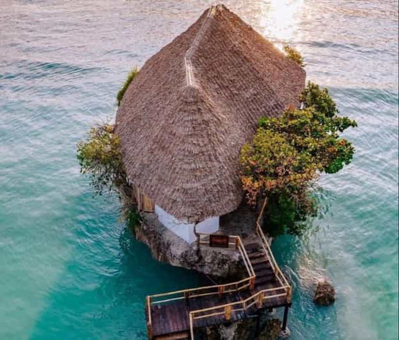 Billet Zanzibar : forêt de Jozani, grotte de Salaam et restaurant The Rock