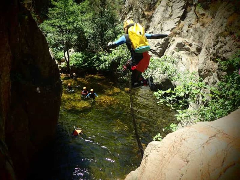 Billet Propriano : Canyon de Baracci Canyoning pour débutants