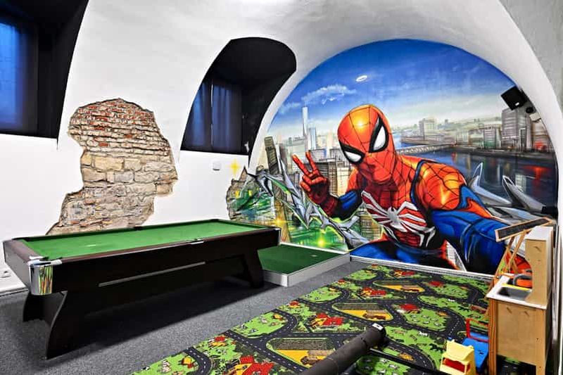 Billet Prague : l'expérience du mini-golf Mazemania