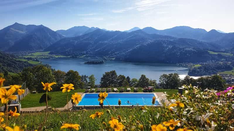 Billet Yoga au coucher du soleil sur le Schliersbergalm