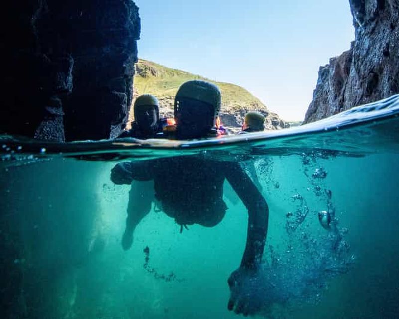 Billet Cornouailles : aventure de coasteering et de saut de falaise