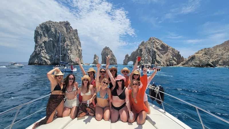 Billet Cabo : arche, baleines, snorkeling, repas et boissons (1 à 20 pax)