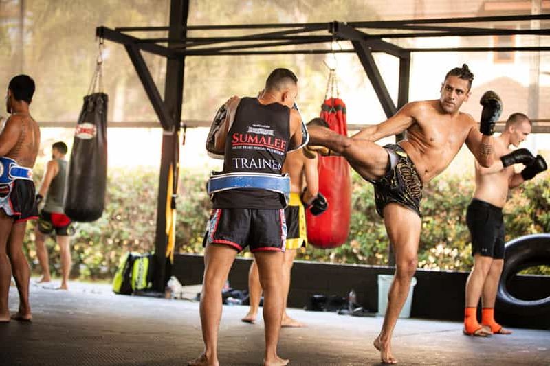 Billet Phuket : entraînement de muay-thaï, séance de groupe au Sumalee Gym