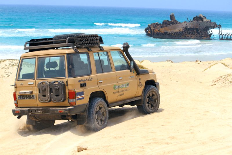 Billet Expédition en Jeep à Boa Vista : épave et désert de Viana (4 heures)