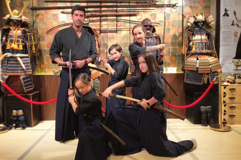 Billet Musée des samouraïs et ninjas d'Asakusa : leçon d'épée et visite