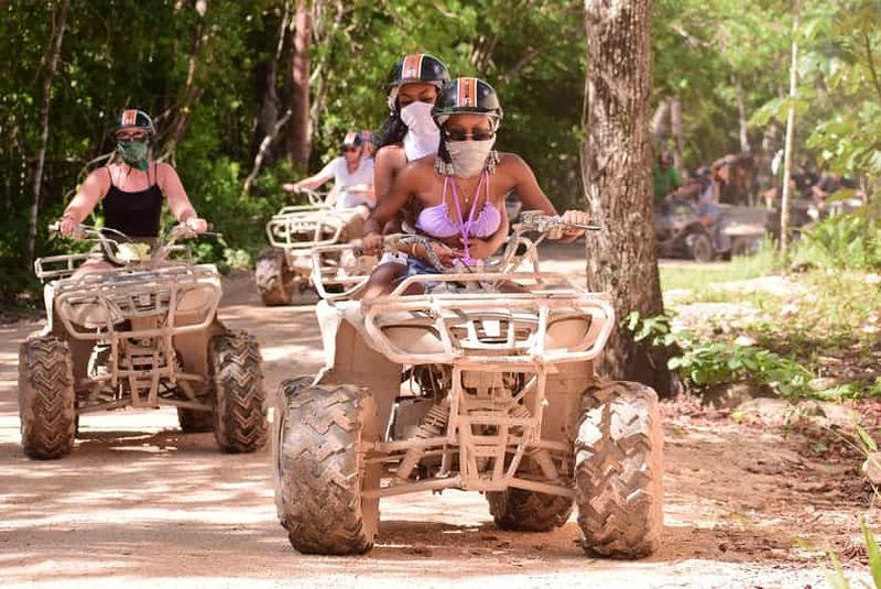 Billet La meilleure tyrolienne de Tulum : quad et cénote maya