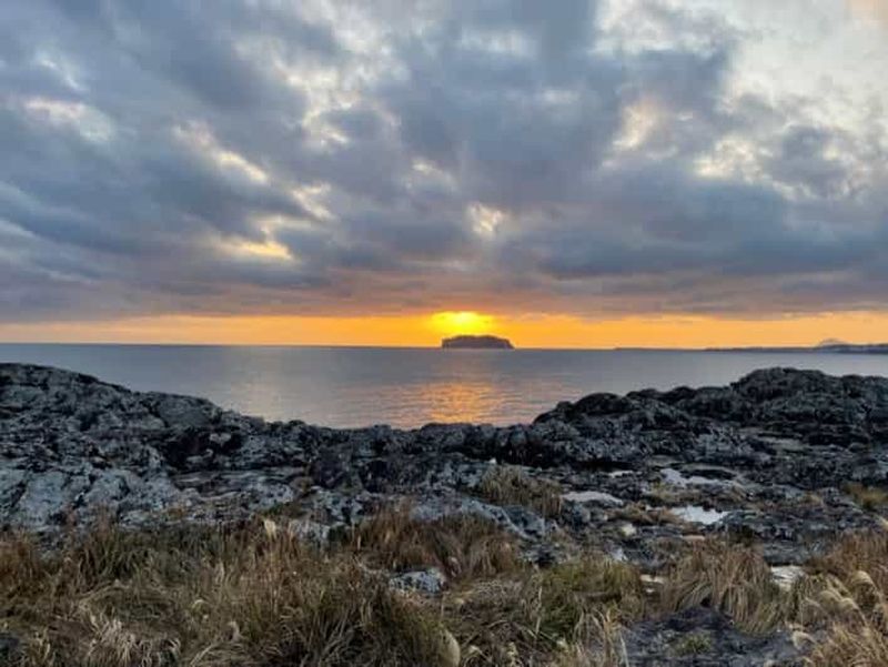 Billet Jeju : visite à pied de Seogwipo au coucher du soleil