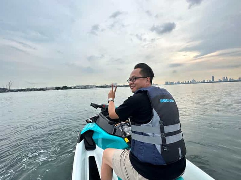 Billet Johor Bahru : Seadoo JetSki 240 minutes, excursion en solo (individuel)