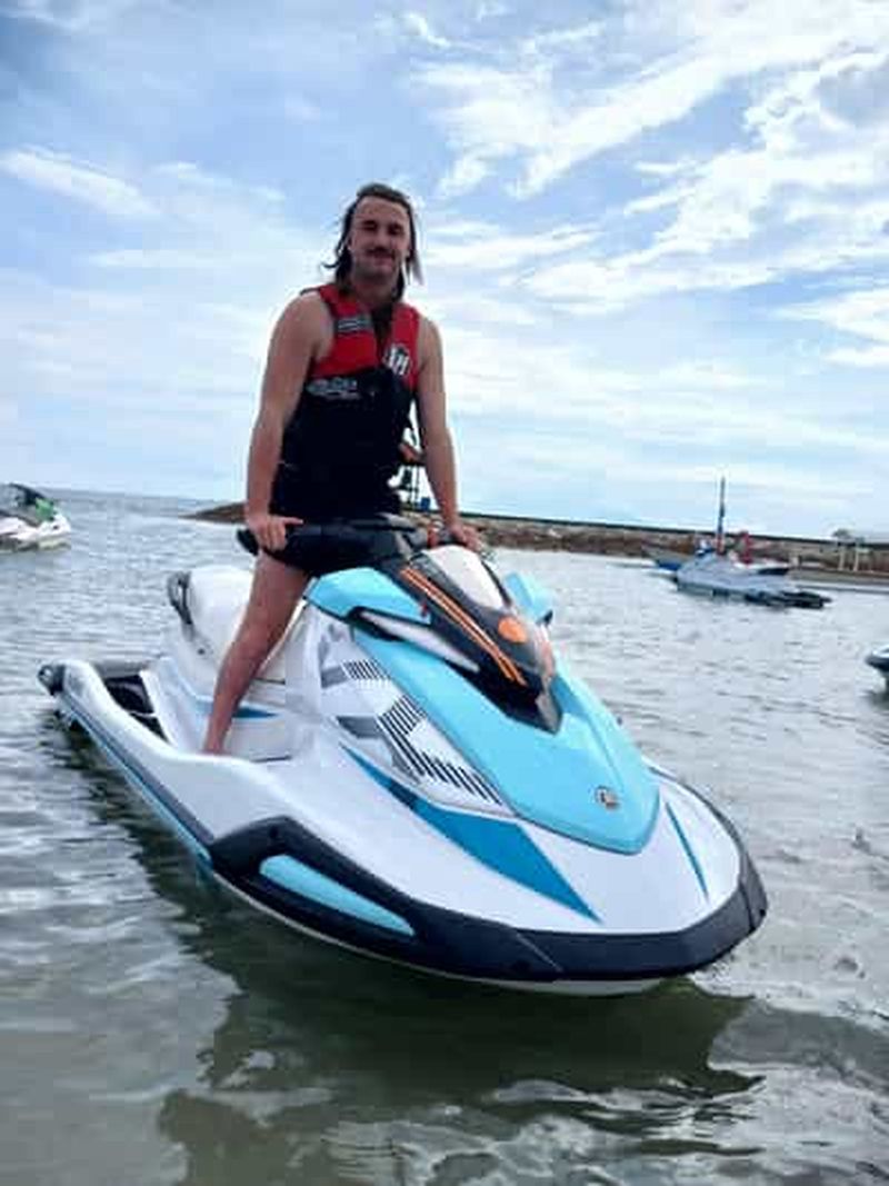 Billet Bali : location de jet ski Yamaha VX-1300cc à Nusa Dua