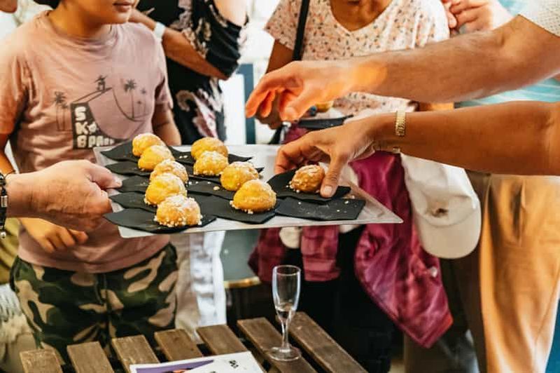 Billet Paris : Visite guidée de Montmartre et de ses vins