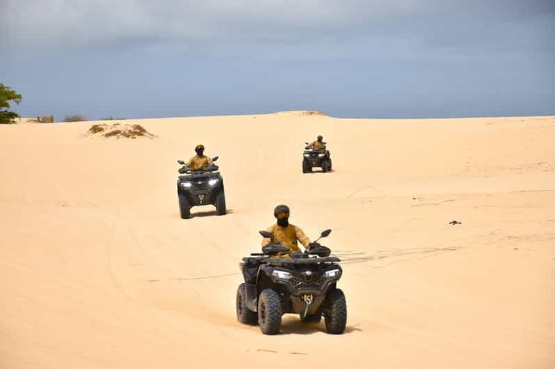 Billet Boa Vista en quad : épave et désert de Viana (2 heures)