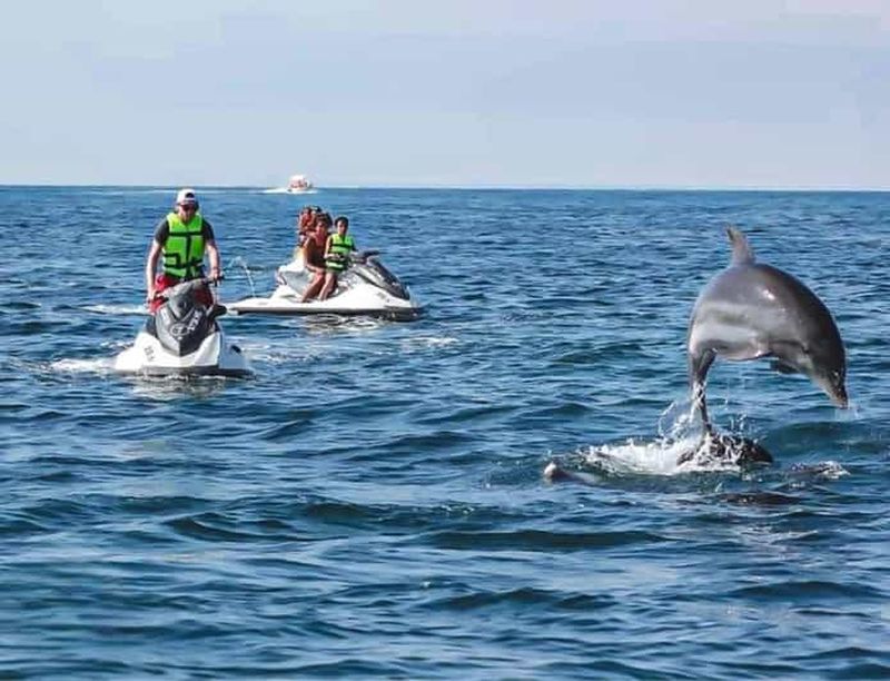 Billet Djerba : balade 1h30 de Jet Ski entre mer et liberté