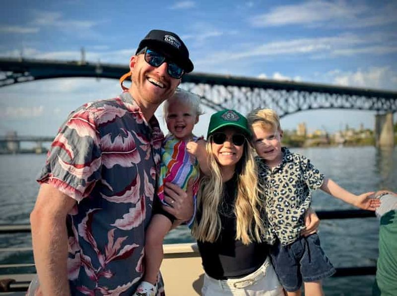 Billet Croisière familiale sur le fleuve Portland, style île