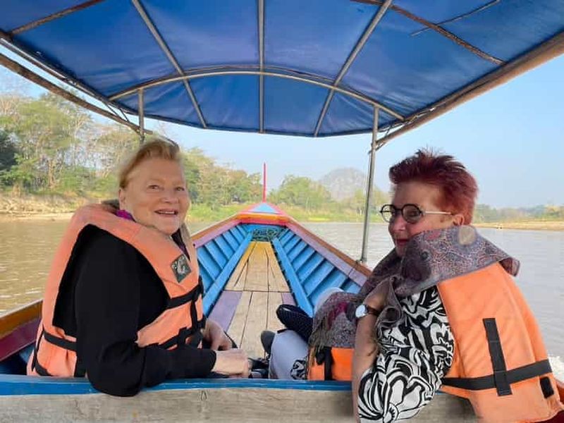 Billet Chiang Rai : excursion en bateau sur la rivière Mae Kok et sources thermales apaisantes