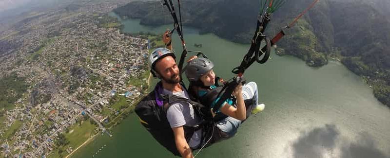 Billet Parapente à Pokhara – Une journée d'aventure