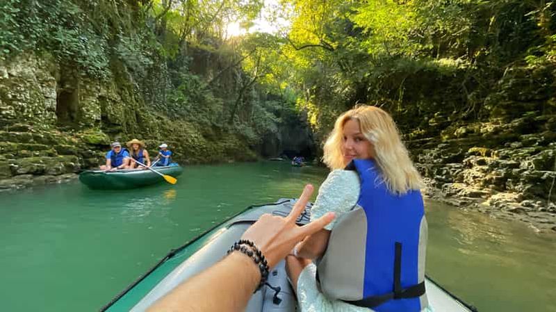 Billet Batumi : Visite d'une jounée au canyon de Martvili et à la grotte de Prométhée