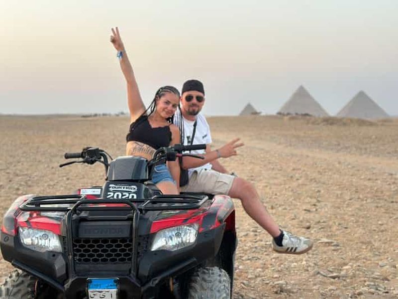 Billet Port d'Alexandrie : pyramides de Gizeh, musée et quad dans le désert