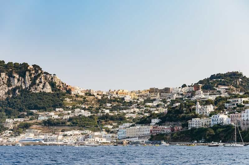Billet Capri : excursion en bateau sur l'île et les grottes