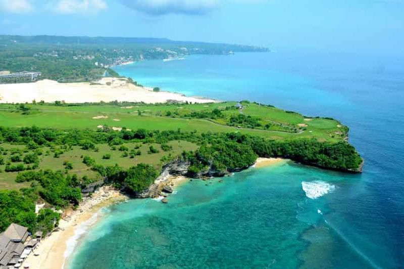 Billet New Kuta Golf Bali 18 trous + excursion d'une journée dans le sud
