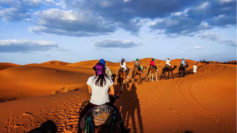 Billet Au départ de Fès : Circuit de 2 jours dans le désert du Sahara avec séjour au camp de Merzouga