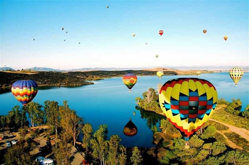 Billet Temecula : vol matinal en montgolfière avec champagne