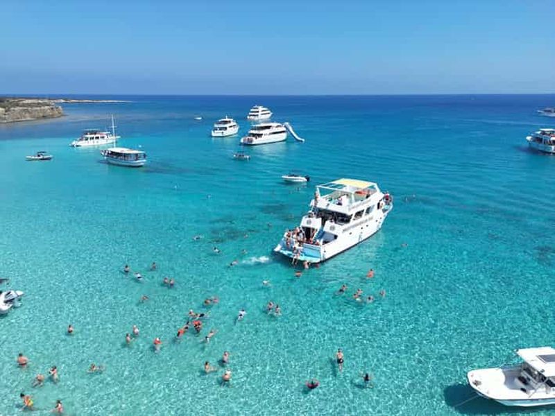 Billet Paphos/Akamas : excursion en bus et sortie en bateau avec toboggan aquatique