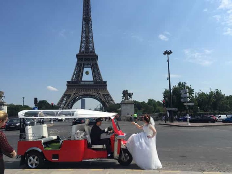 Billet Paris by tuk-tuk: Private Tour of Iconic City Landmarks