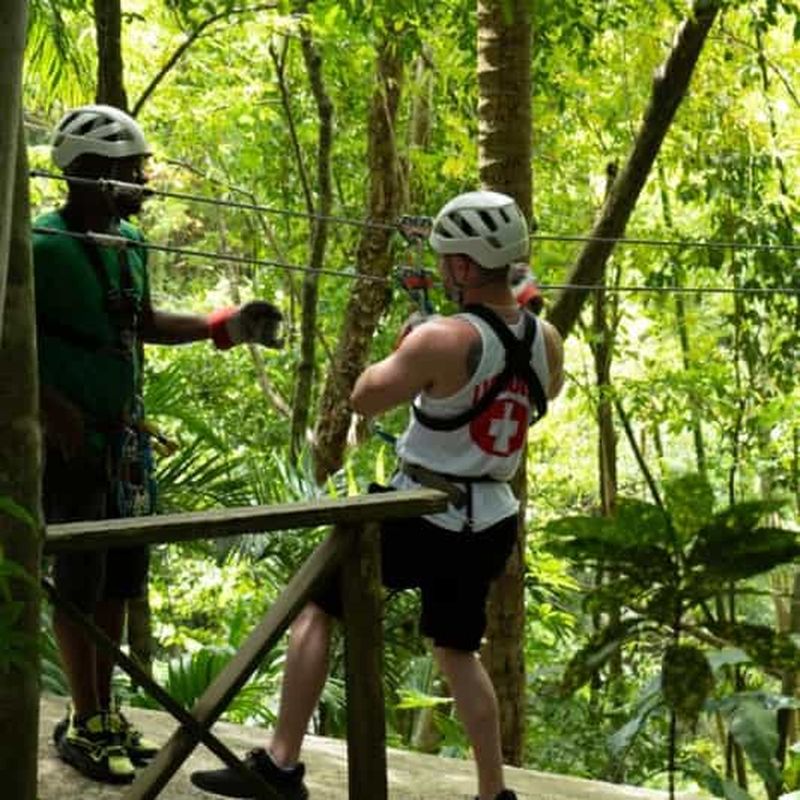 Billet Sainte-Lucie : Safari Jeep et aventure en zipline