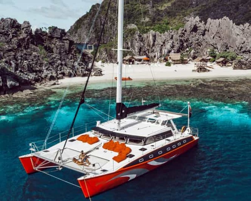 Billet El Nido : croisière premium d'une journée en catamaran pour aller d'île en île