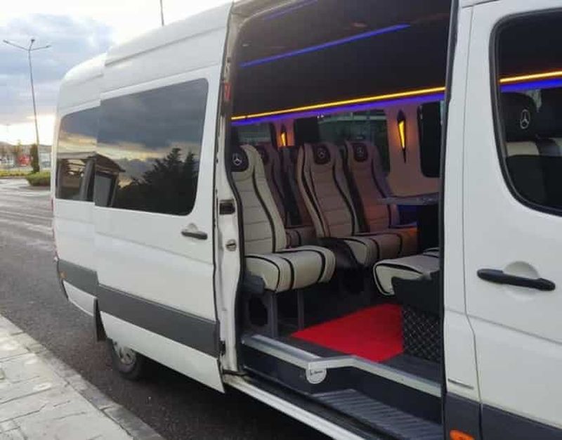 Billet Transfert aéroport partagé de Nevşehir à l'hôtel Cappadocia