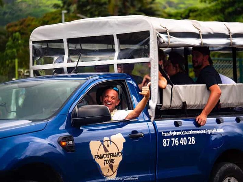Billet Moorea : visite en 4x4 avec montagne magique, jardins et distillerie