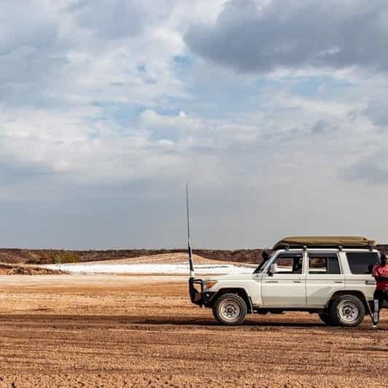 Billet Marsabit : expérience de conduite en 4x4 dans le désert de Chalbi