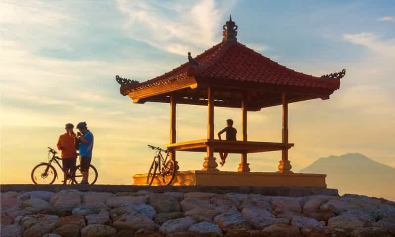 Billet Sanur : Excursion à vélo d'une demi-journée au lever du soleil sur la plage