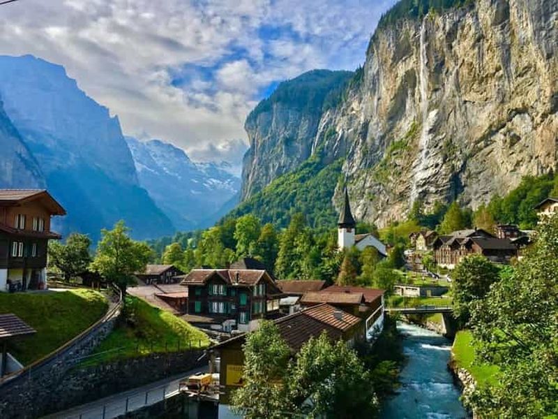 Billet Depuis Berne : visite des Alpes suisses, de Lauterbrunnen et des grottes de Beatus