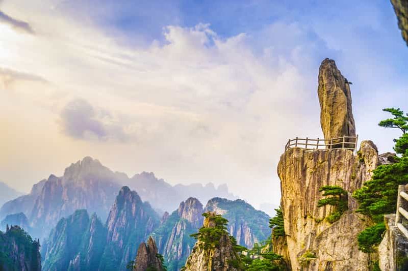 Billet Visite privée de 2 jours à Huangshan pour l'Essence de la montagne jaune