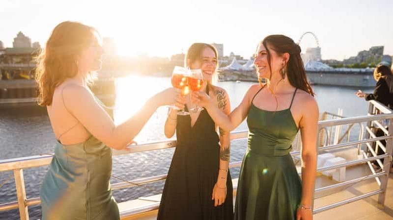 Billet Montréal : croisière en soirée avec DJ et dancefloor