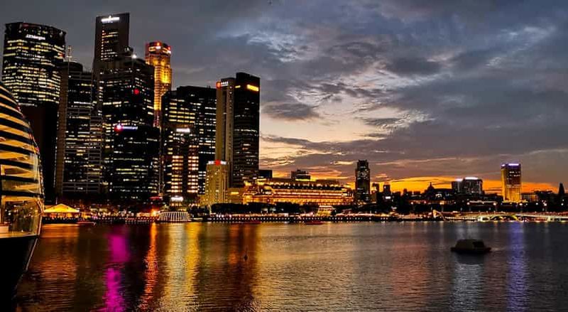 Billet Singapour : Sunset City Tour en Kick Scooter