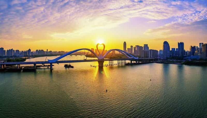 Billet Visite à pied de la vieille ville de Huizhou : lac, histoire et vie locale